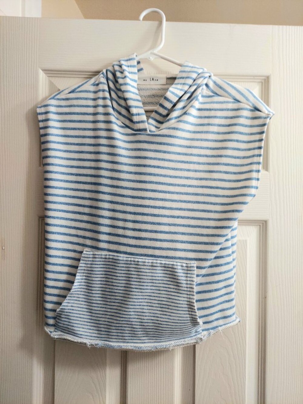 My LAnd Sleeveless Striped Hoodie
